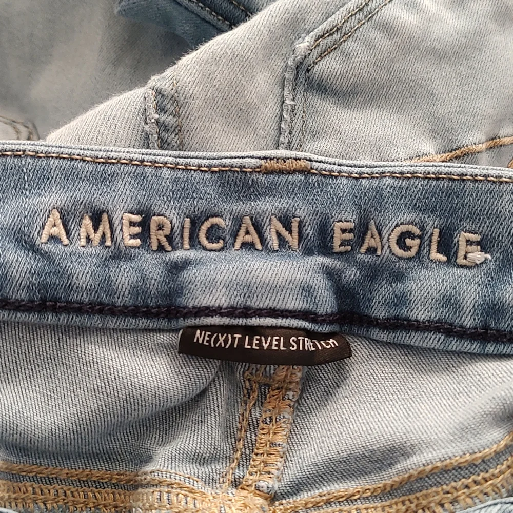 ๐ EUC American Eagle Ladie's Next Level Stretch Curvy Highest Rise Jeggings, 4R - Picture 7 of 14